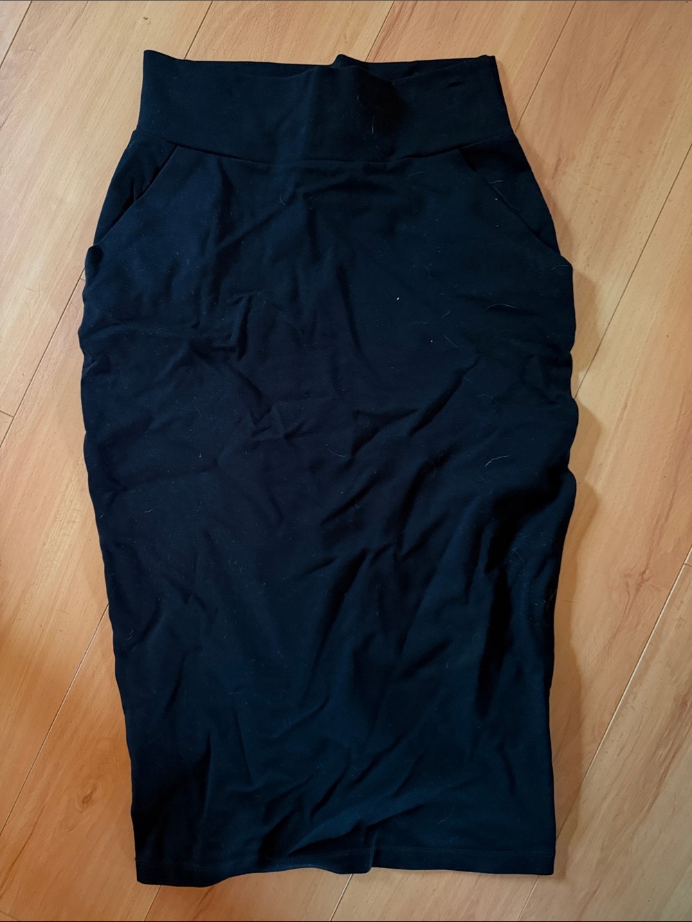 Black High-Waist Pencil Skirt